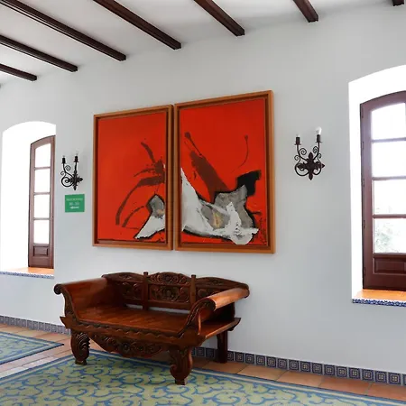 El Carmen Hotel 3*